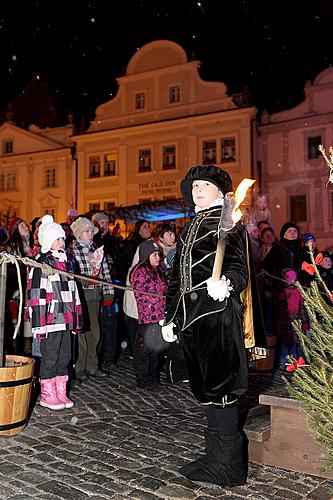 2. Advent Sunday - Baby Jesus Post Office located in the U Zlatého anděla Hotel and arrival of the White Lady, 9.12.2012