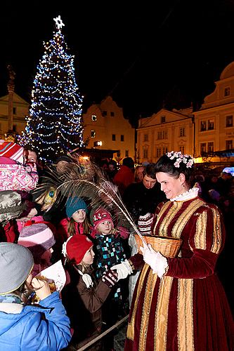 2. Advent Sunday - Baby Jesus Post Office located in the U Zlatého anděla Hotel and arrival of the White Lady, 9.12.2012