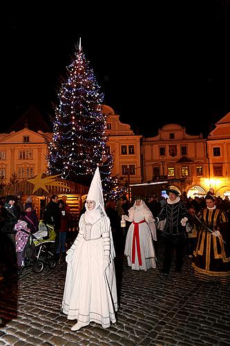 2. Advent Sunday - Baby Jesus Post Office located in the U Zlatého anděla Hotel and arrival of the White Lady, 9.12.2012