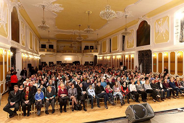 Concert performed by the Artistic Elementary School in Český Krumlov to celebrate the 20th anniversary of entering the town into the UNESCO World Heritage List, 15.12.2012