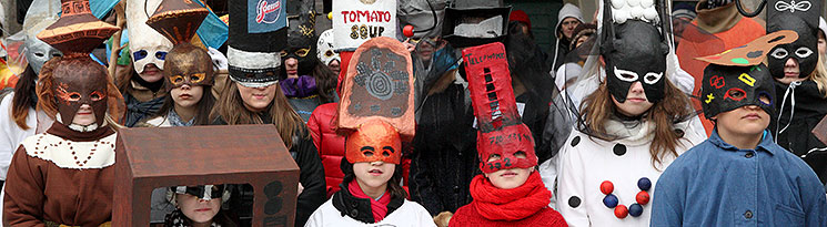 MasopustnÃ­ prÅ¯vod v ÄeskÃ©m KrumlovÄ, 12. Ãºnora 2013