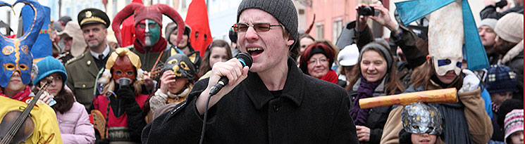 MasopustnÃ­ prÅ¯vod v ÄeskÃ©m KrumlovÄ, 12. Ãºnora 2013