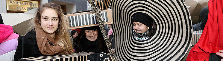 MasopustnÃ­ prÅ¯vod v ÄeskÃ©m KrumlovÄ, 12. Ãºnora 2013