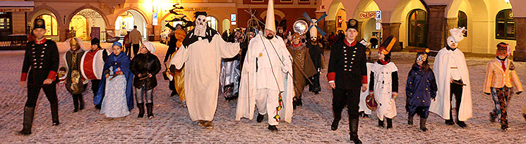 MasopustnÃ­ prÅ¯vod v ÄeskÃ©m KrumlovÄ, 12. Ãºnora 2013