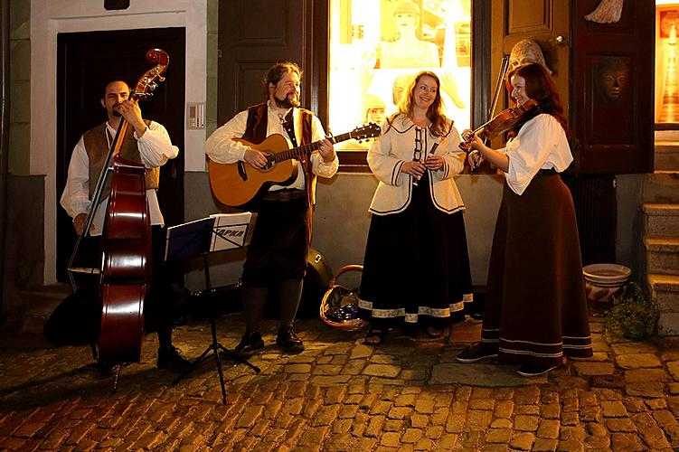 Fest der Fünfblättrigen Rose ®, Český Krumlov, 21.6.2013