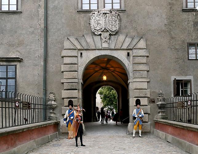 Barocke Nacht auf dem Schloss Český Krumlov ® und Barock Pantomime mit Musik von Antonio Vivaldis, 28.6 und 29.6.2013, Kammermusikfestival Český Krumlov