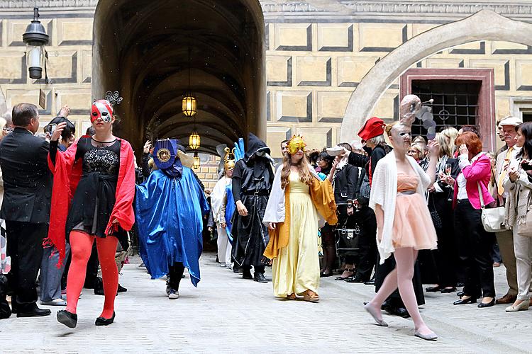 Barocke Nacht auf dem Schloss Český Krumlov ® und Barock Pantomime mit Musik von Antonio Vivaldis, 28.6 und 29.6.2013, Kammermusikfestival Český Krumlov