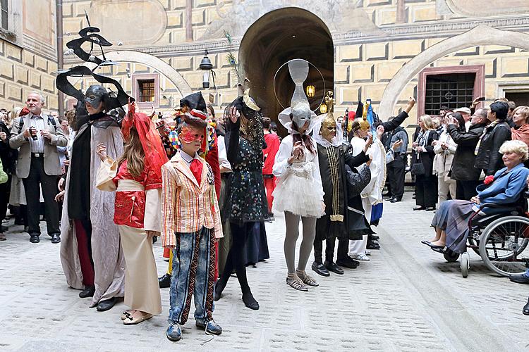 Barocke Nacht auf dem Schloss Český Krumlov ® und Barock Pantomime mit Musik von Antonio Vivaldis, 28.6 und 29.6.2013, Kammermusikfestival Český Krumlov