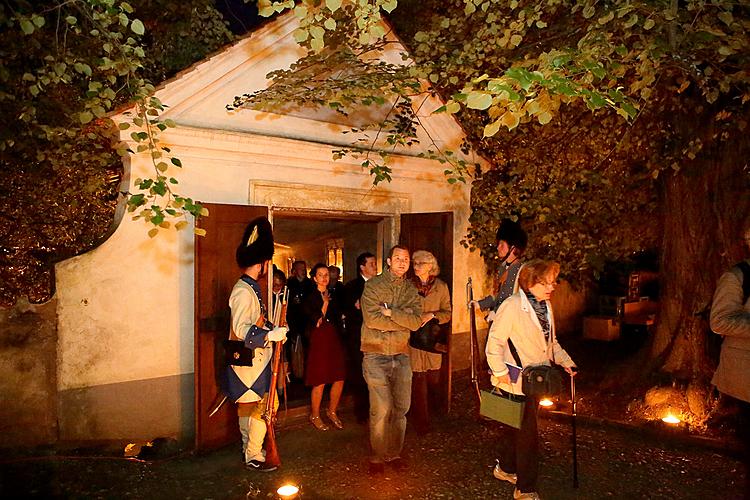 Barocke Nacht auf dem Schloss Český Krumlov ® und Barock Pantomime mit Musik von Antonio Vivaldis, 28.6 und 29.6.2013, Kammermusikfestival Český Krumlov