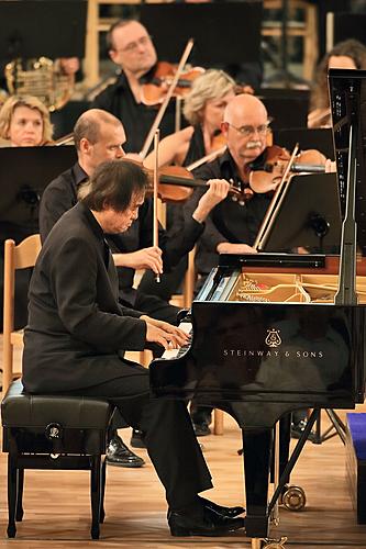 Kun Woo Paik (klavír) & Severočeská filharmonie Teplice, Mezinárodní hudební festival Český Krumlov, 2.8.2013