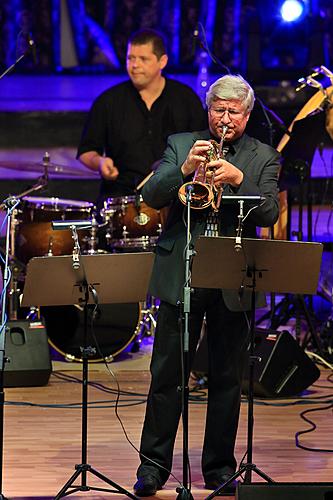 Noc jazzových trumpetistů: Rozhlasový Big Band Gustava Broma a sólisté, Mezinárodní hudební festival Český Krumlov, 3.8.2013