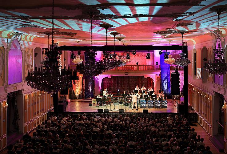 Nacht der Jazztrompeter: Gustav Brom Rundfunk-Bigband und Solisten, Internationales Musikfestival Český Krumlov, 3.8.2013