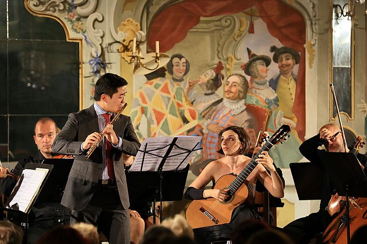 Miriam Rodriguez Brüllová (kytara), Albert Wonjae Pae (flétna) & Virtuosi Pragenses, Mezinárodní hudební festival Český Krumlov, 8.8.2013