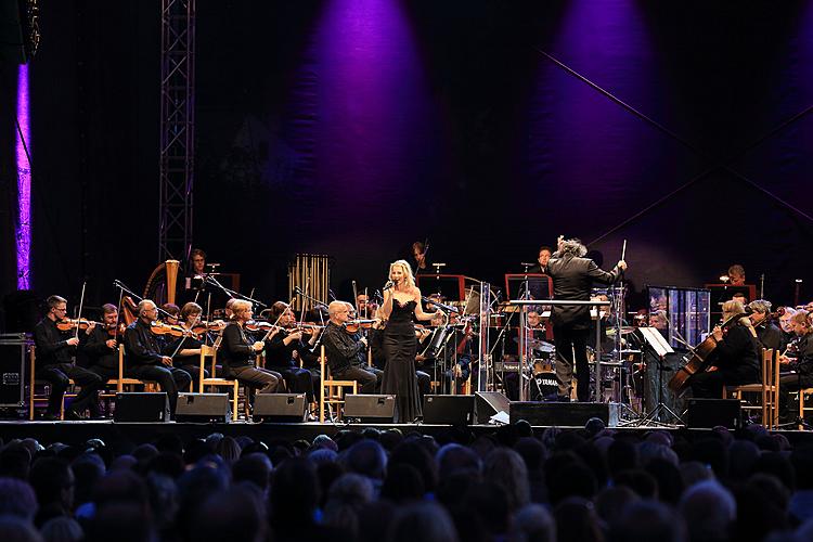 Broadway Rocks - popular melodies from musicals and rock operas, International Music Festival Český Krumlov, 10.8.2013