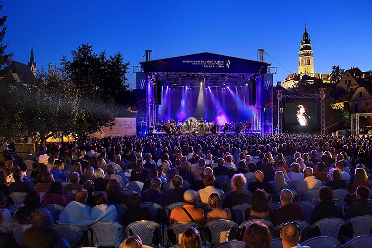 Broadway Rocks - populäre Melodien aus Musicals und Rockopern, Internationales Musikfestival Český Krumlov, 10.8.2013