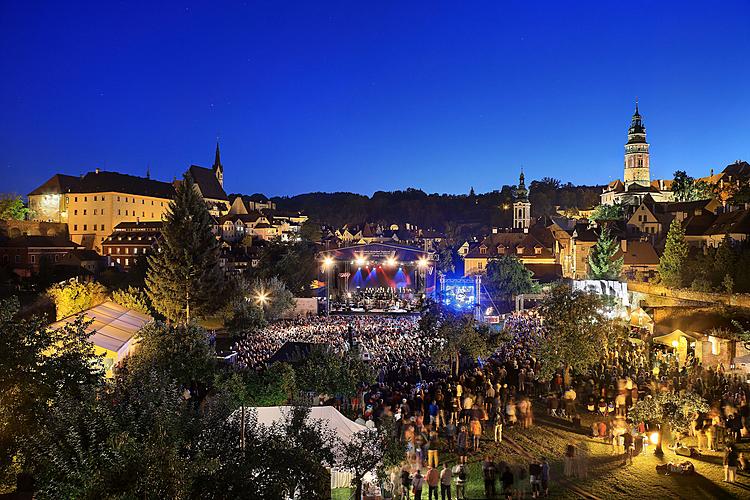 Čechomor und Gäste – Gratulationskonzert zum 25-jährigen Bestehen der Band, Internationales Musikfestival Český Krumlov, 16.8.2013