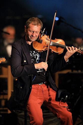 Čechomor und Gäste – Gratulationskonzert zum 25-jährigen Bestehen der Band, Internationales Musikfestival Český Krumlov, 16.8.2013