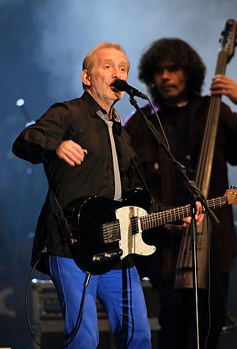 Čechomor und Gäste – Gratulationskonzert zum 25-jährigen Bestehen der Band, Internationales Musikfestival Český Krumlov, 16.8.2013