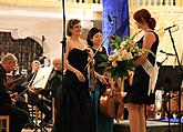 Albena Danailova - violin, Meehae Ryo - violoncello and Prague Radio Symphony Orchestra, International Music Festival Český Krumlov, 17.8.2013, source: Auviex s.r.o., photo by: Libor Sváček