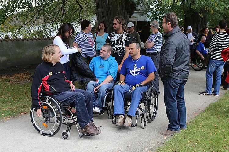 Den s handicapem - Den bez bariér 14.9.2013