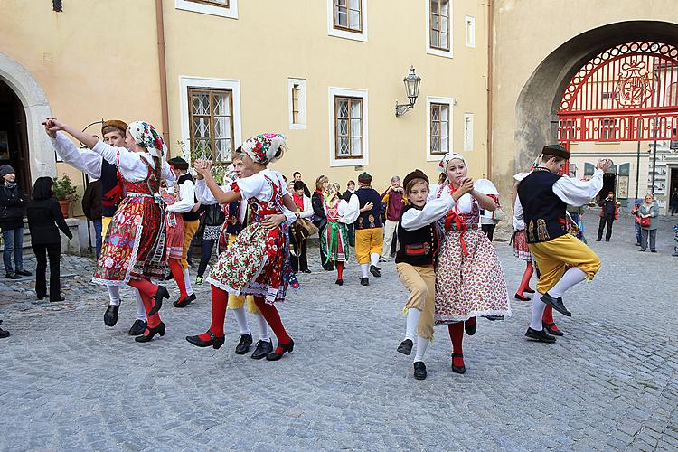 Saint Wenceslas Celebrations and International Folk Music Festival 2013 in Český Krumlov, Friday 27th September 2013