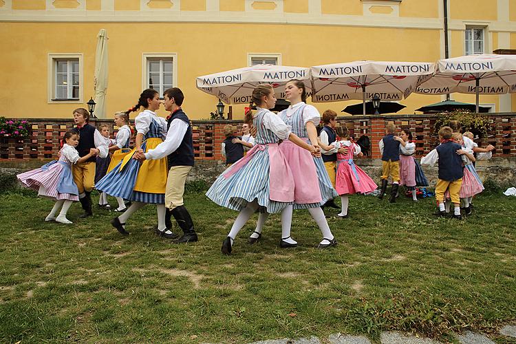 Saint Wenceslas Celebrations and International Folk Music Festival 2013 in Český Krumlov, Friday 27th September 2013