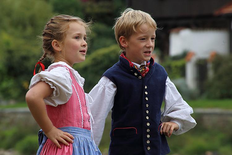 Svatováclavské slavnosti a Mezinárodní folklórní festival 2013 v Českém Krumlově, pátek 27. září 2013