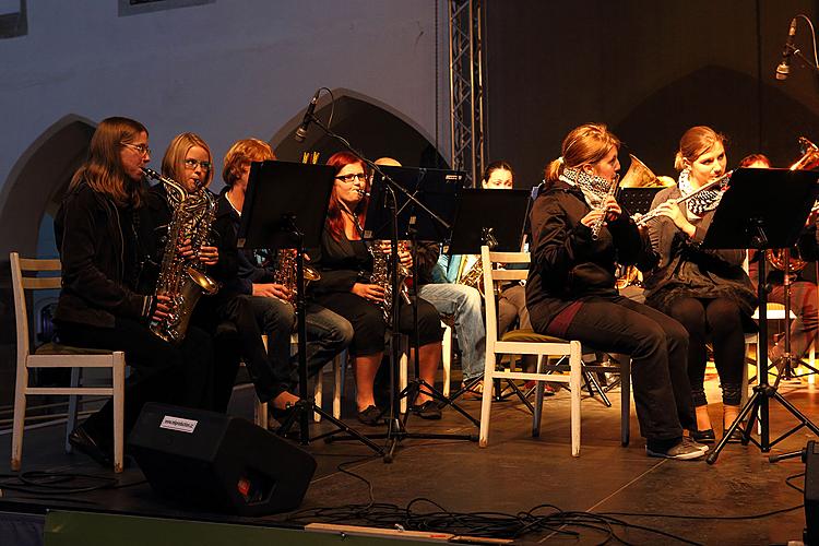 Svatováclavské slavnosti a Mezinárodní folklórní festival 2013 v Českém Krumlově, pátek 27. září 2013