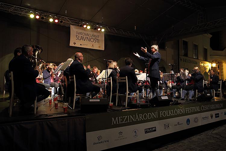 Svatováclavské slavnosti a Mezinárodní folklórní festival 2013 v Českém Krumlově, pátek 27. září 2013