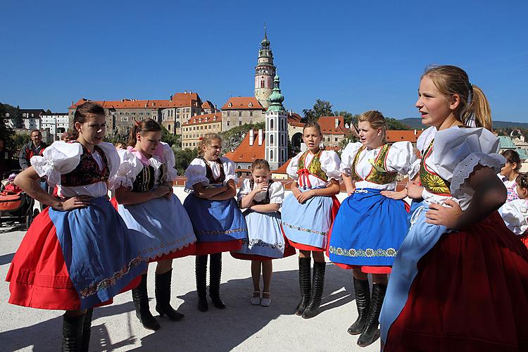 Saint Wenceslas Celebrations and International Folk Music Festival 2013 in Český Krumlov, Saturday 28th September 2013