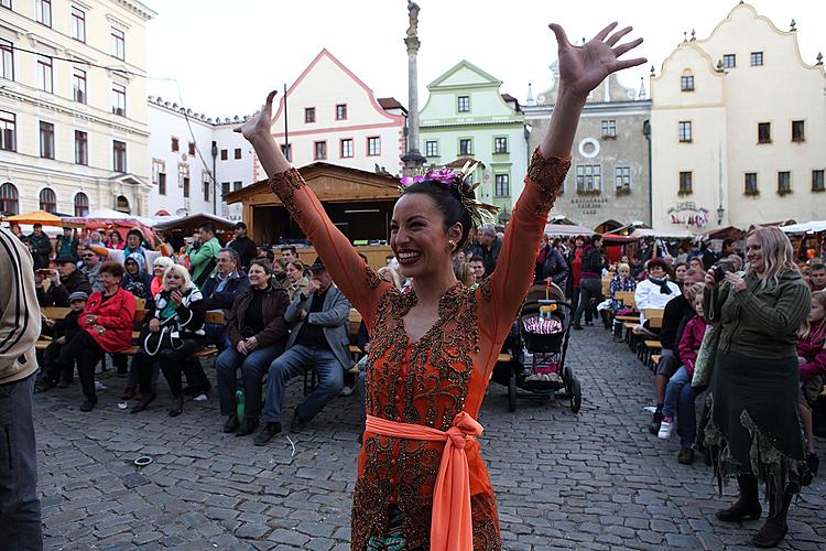 Svatováclavské slavnosti a Mezinárodní folklórní festival 2013 v Českém Krumlově, sobota 28. září 2013