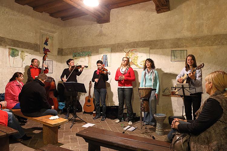 Svatováclavské slavnosti a Mezinárodní folklórní festival 2013 v Českém Krumlově, sobota 28. září 2013