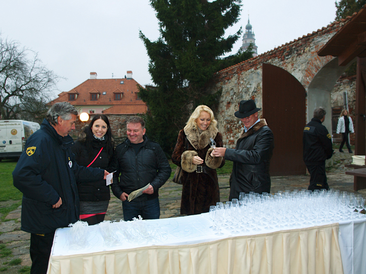 Zahradní slavnost vína, Pivovarská zahrada 16.11.2013, Festival vína Český Krumlov 2013