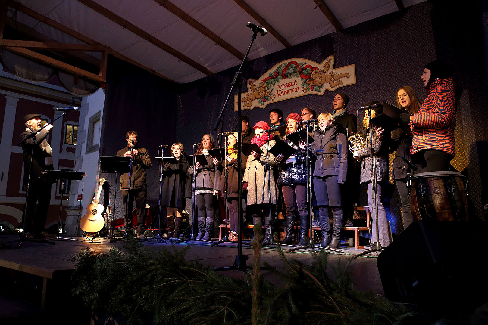 1. Adventsonntag - musikalisch- poetische Eröffnung des 1. Advents und Erleuchtung der Kerzen am Weihnachtsbaum, 1.12.2013