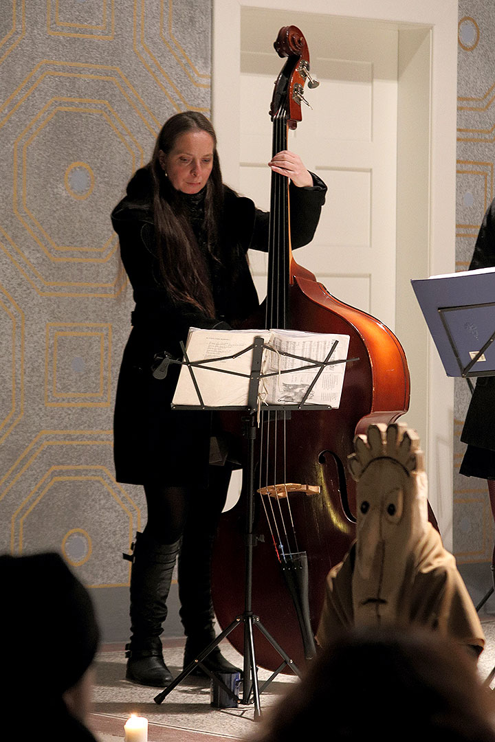 Lakomá Barka - Vorweihnachtskonzert, Synagoge Český Krumlov 8.12.2013