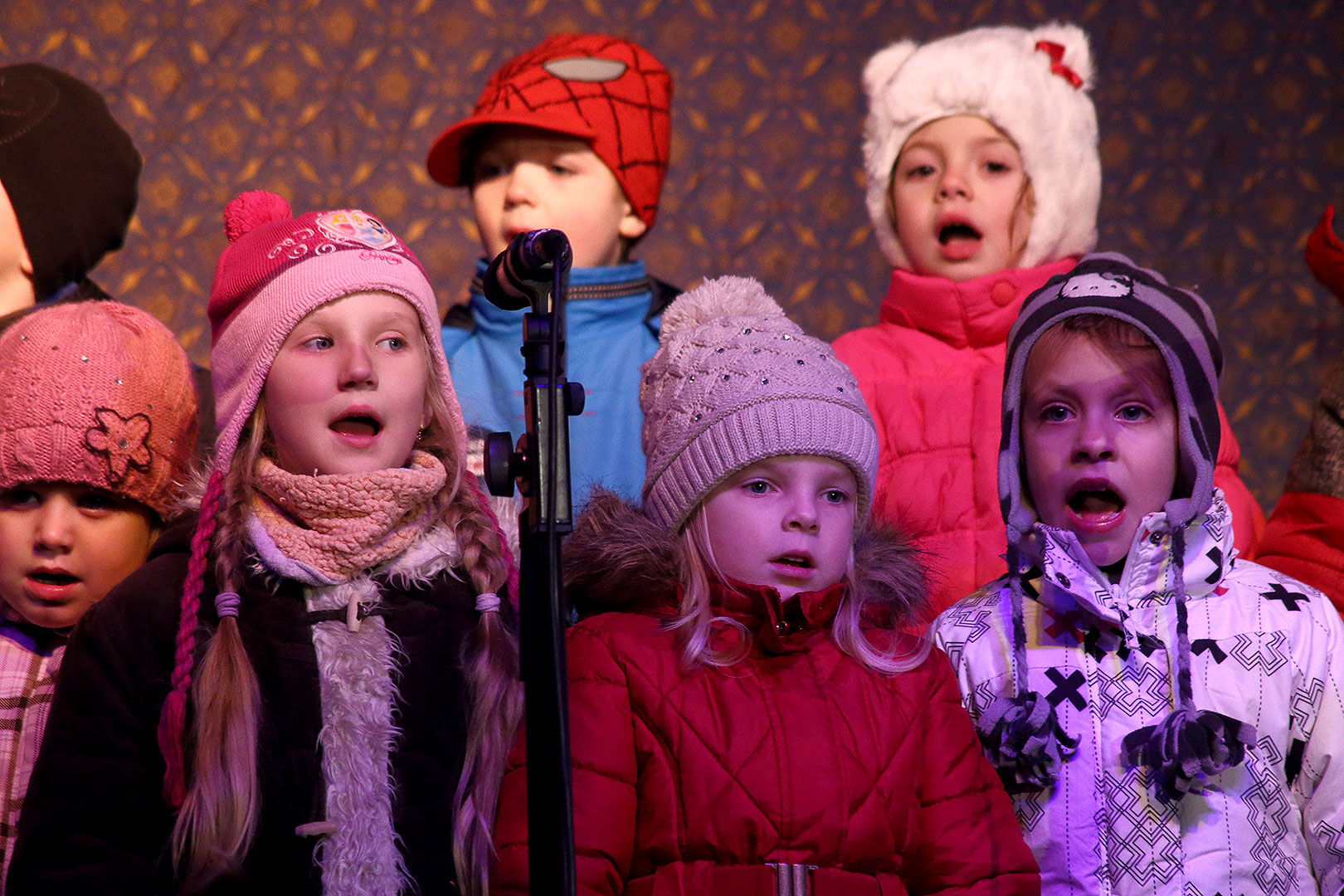 3. Adventsonntag - gemeinsames Singen am Weihnachtsbaum, 15.12.2013