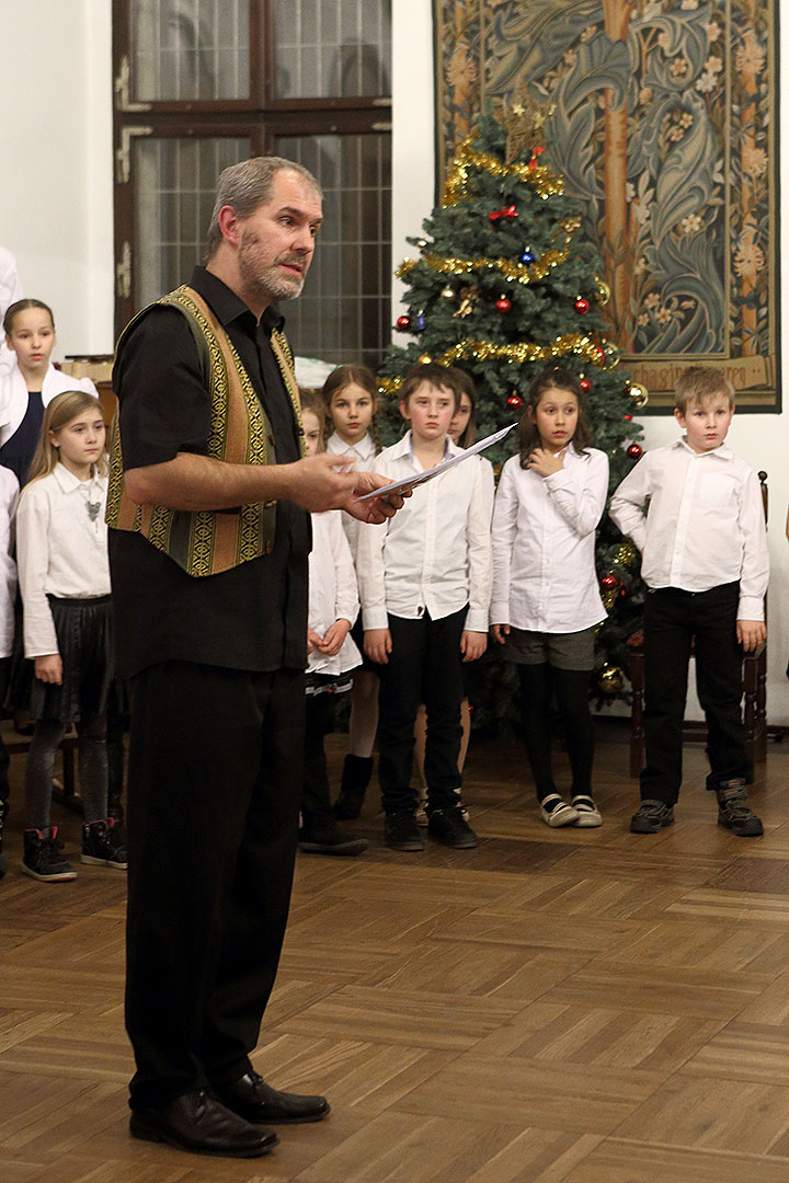 Wir bringen euch Neuigkeiten mit - Konzert der Band Brumlíci und der Gäste, Kunstschule ZUŠ Český Krumlov, 19.12.2013