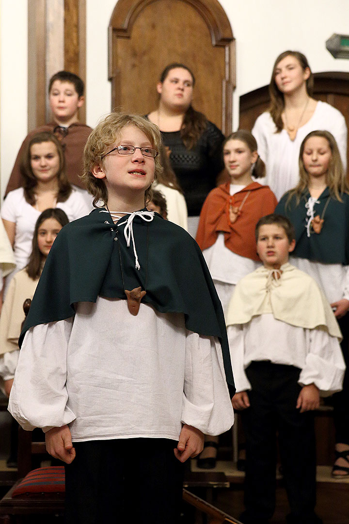 Time of Joy and Happiness - Concert by Medvíďata, Artistic Elementary School Český Krumlov, 22.12.2013