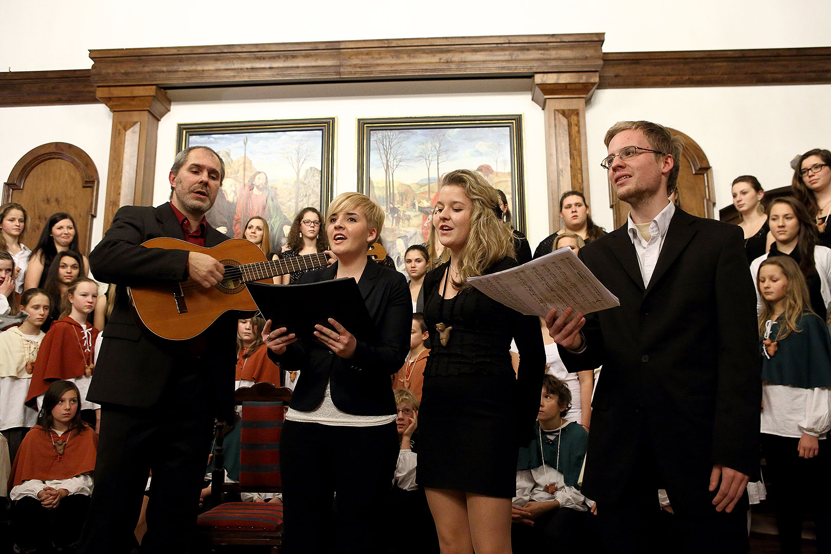 Čas radosti, veselosti - koncert Medvíďat, ZUŠ Český Krumlov, 22.12.2013