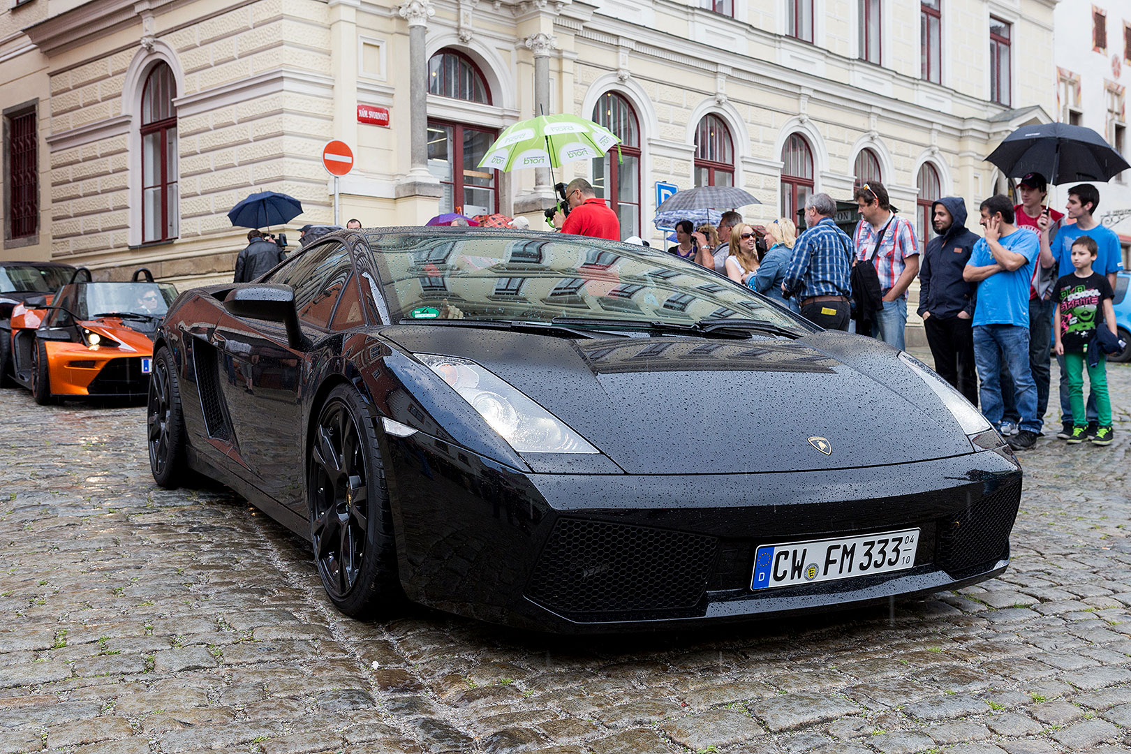 Ferrari Klub Österreich, Stadtplatz Svornosti Český Krumlov 2.5.2014