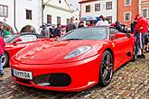 Sraz motoklubu Ferrari Club Austria a přehlídka luxusních automobilů, náměstí Svornosti Český Krumlov 2.5.2014, foto: Lubor Mrázek