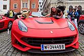 Sraz motoklubu Ferrari Club Austria a přehlídka luxusních automobilů, náměstí Svornosti Český Krumlov 2.5.2014, foto: Lubor Mrázek