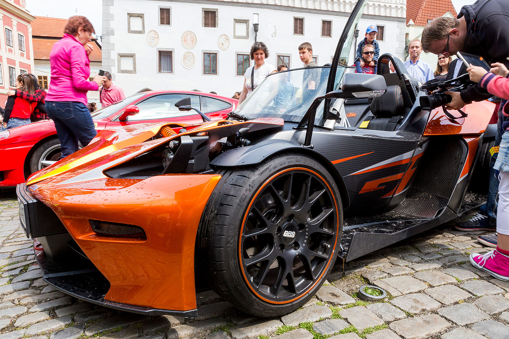 Ferrari Club Österreich, the Svornosti Square Český Krumlov 2.5.2014