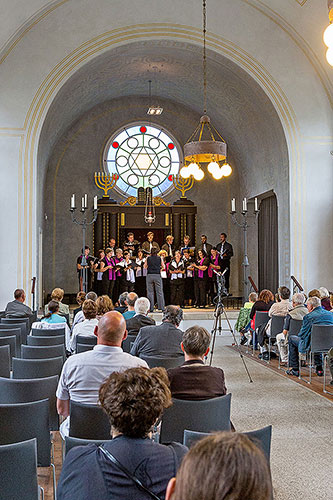 Musica Divina - smíšený pěvecký sbor, umělecká vedoucí Zdeňka Litvanová, 29.6.2014, Festival komorní hudby Český Krumlov