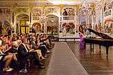 Nocturne, Olga Scheps (piano), A candle-lit concert with a glass of wine, 4.7.2014, Chamber Music Festival Český Krumlov, photo by: Lubor Mrázek