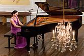 Nocturne, Olga Scheps (piano), A candle-lit concert with a glass of wine, 4.7.2014, Chamber Music Festival Český Krumlov, photo by: Lubor Mrázek