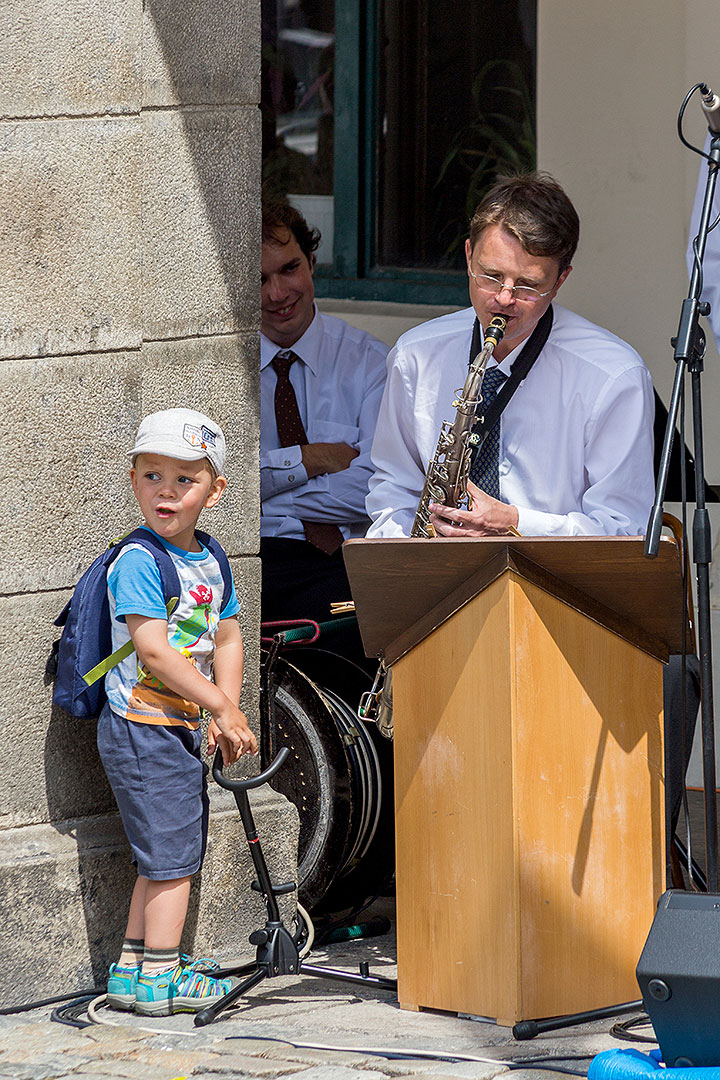 Jazzband schwarzenberské gardy, kapelník Martin Voříšek, 5.7.2014, Festival komorní hudby Český Krumlov