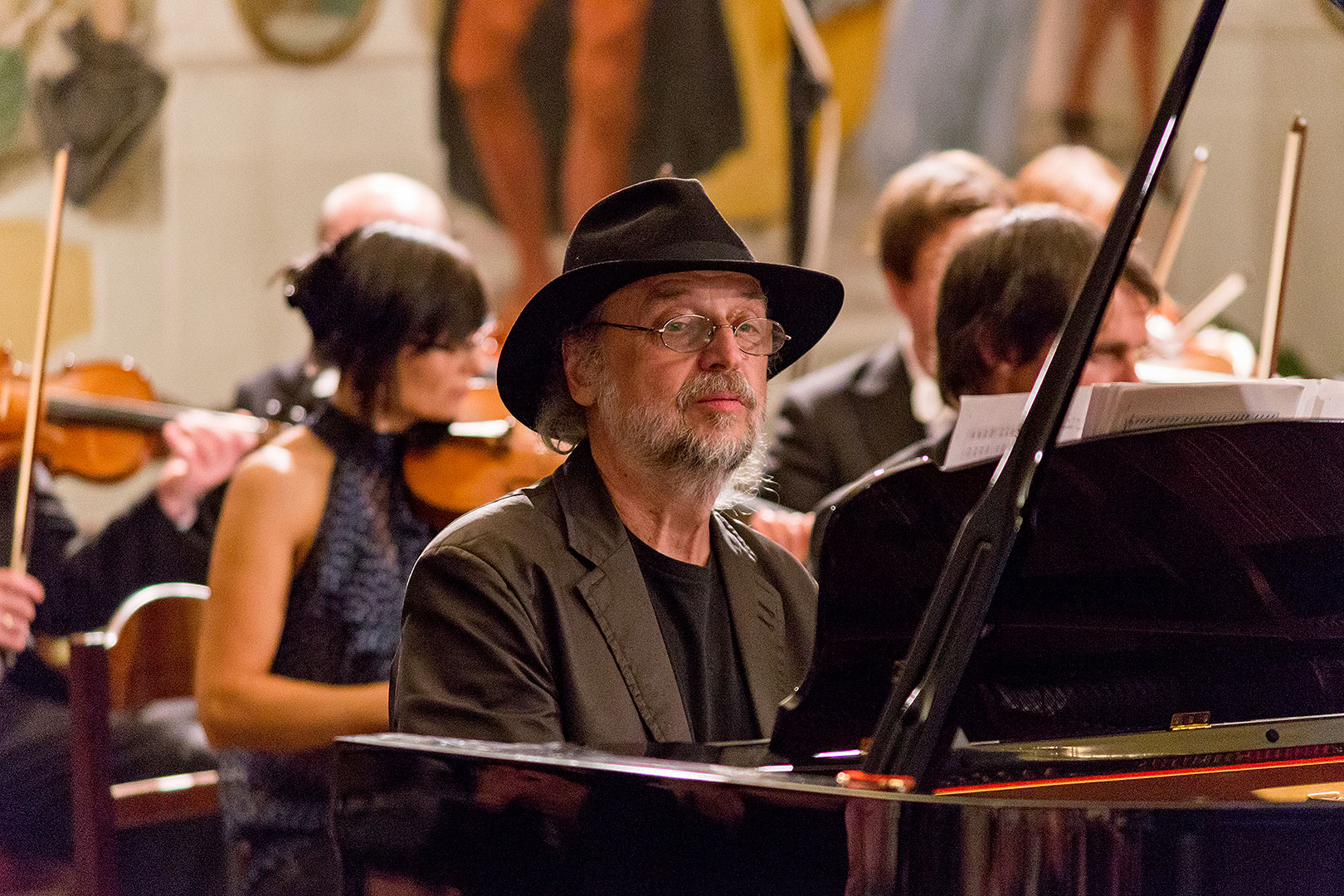 Chamber Philharmonic Orchestra of South Bohemia, Jan Simon (piano), Milan Svoboda (piano), 5.7.2014, Chamber Music Festival Český Krumlov