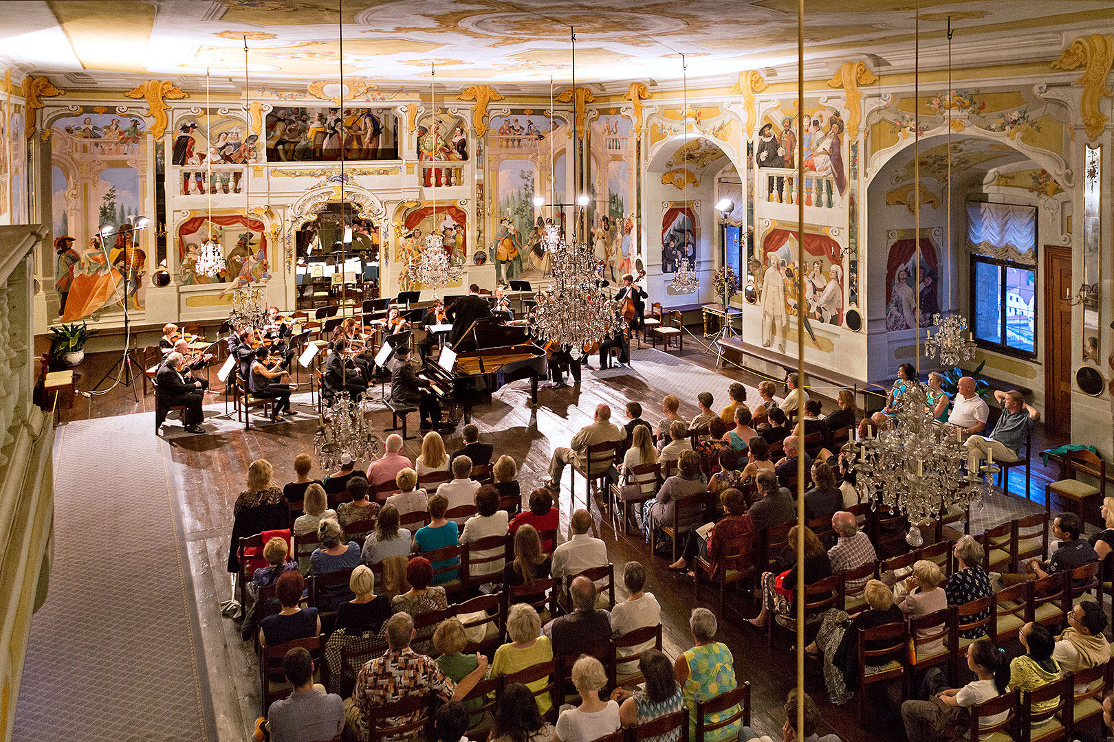 Südböhmische Kammerphilharmonie, Jan Simon (Klavier), Milan Svoboda (Klavier), 5.7.2014, Kammermusikfestival Český Krumlov