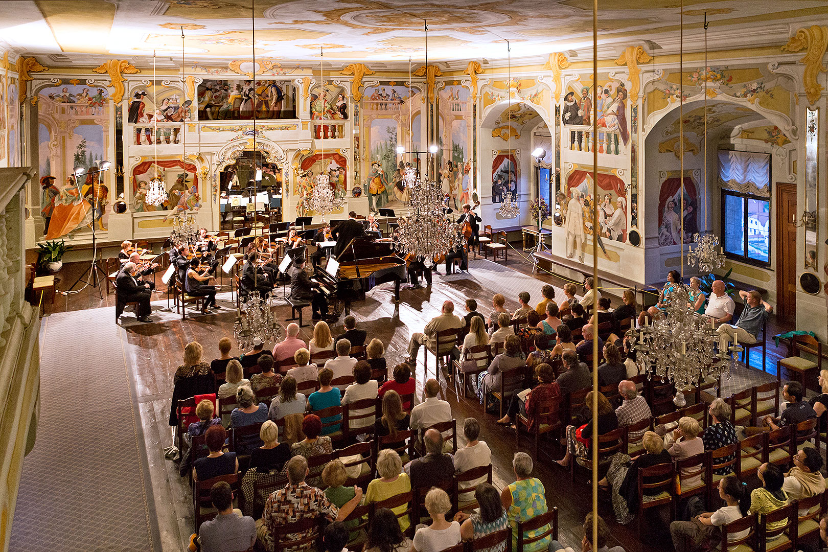 Jihočeská komorní filharmonie, Jan Simon (klavír), Milan Svoboda (klavír), 5.7.2014, Festival komorní hudby Český Krumlov